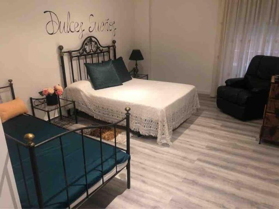 Loft Lvu En Zaragoza Apartment Bagian luar foto